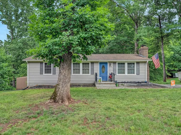 2095 Webster Rd, Glade Hill, VA 24092