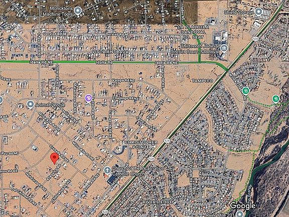Close walking trails, Bosque