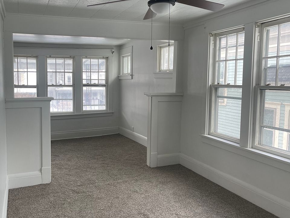 1st image of 135 Greenfield St