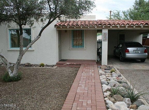 Sidewalk to front door