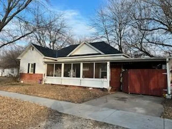 110 Anderson Ave, Chapman, KS 67431