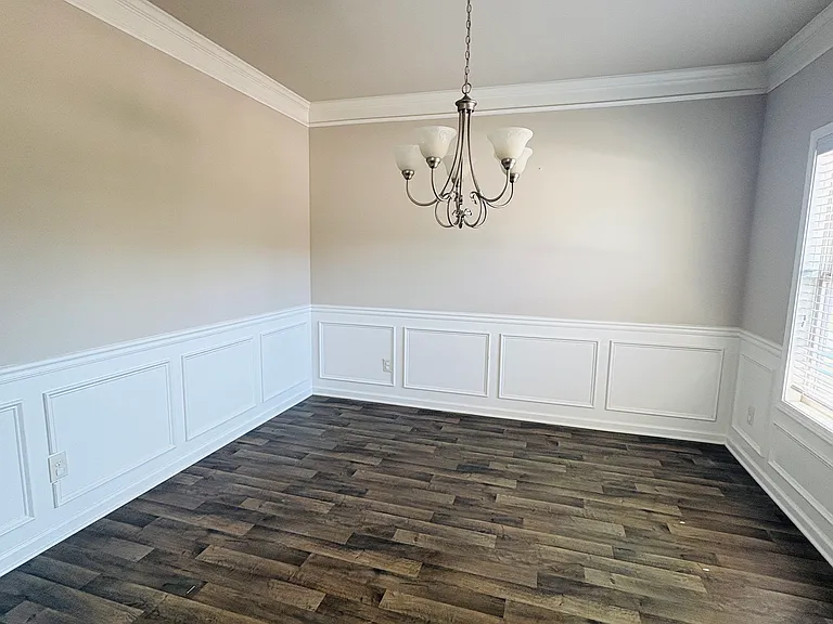 751 Walnut Woods Dr — Photo 6