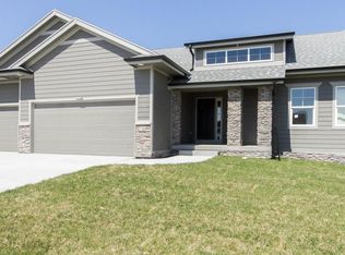 708 NW 31st St, Ankeny, IA 50023