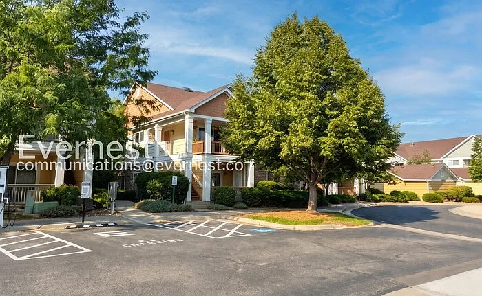 4705 Hahns Peak Dr #102