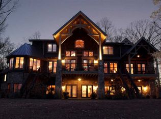 318 Weekend Ln, Murray, KY 42071