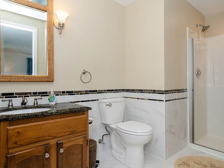 18 W Salisbury St #B — Photo 29