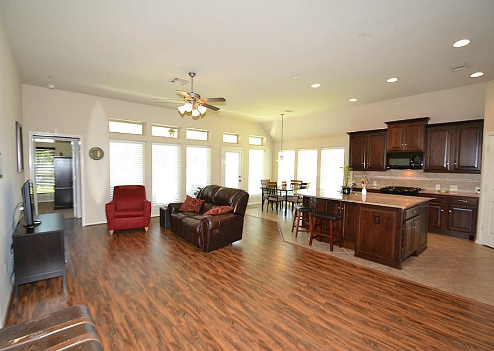 1st image of 25322 Lockspur Dr