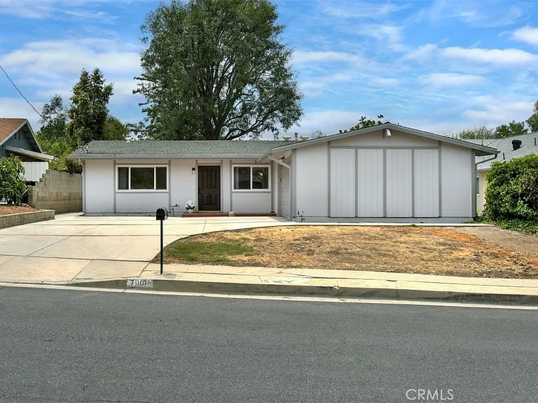 7006 Helmsdale Rd — Photo 3