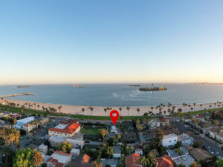 3335 E Ocean Blvd — Photo 10