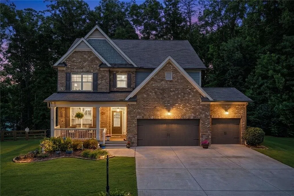 5 bed, 4.0 bath, 4511 sqft, $3,500 — Photo 4