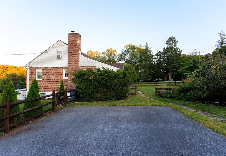 2900 Cub Hill Rd — Photo 9