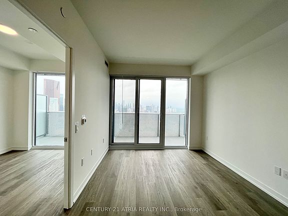 4th image of 55 Cooper St #5603