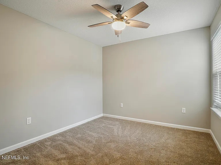 142 Castro Ct — Photo 24