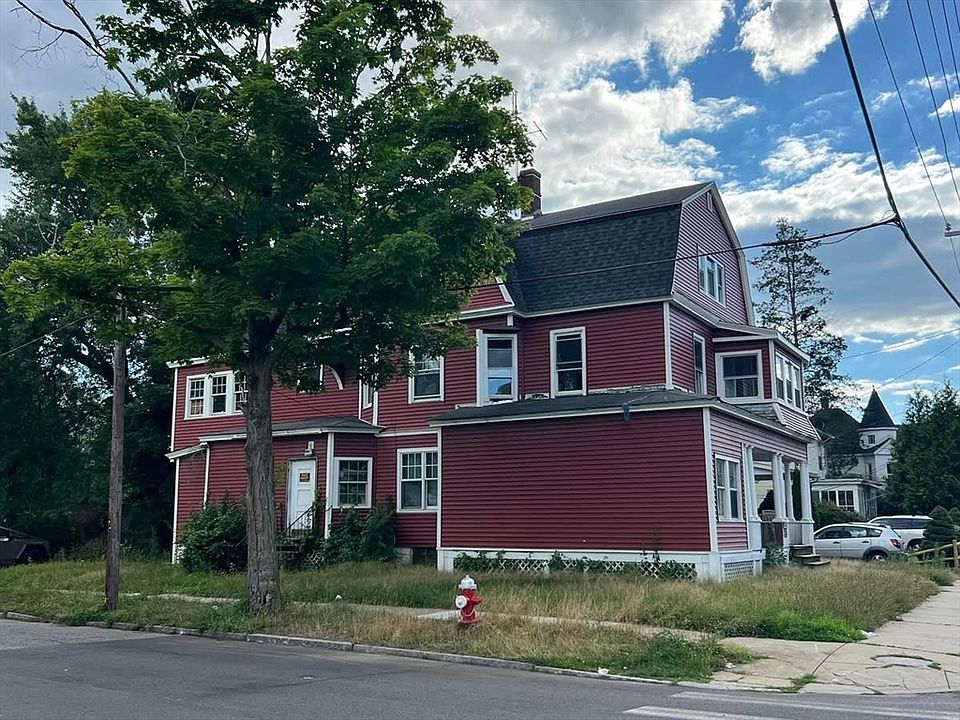 2nd image of 1412 Dwight St