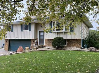 209 Simon Dr, East Peoria, IL 61611