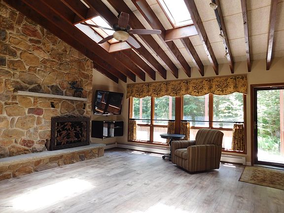 4th image of 223 Moseywood Rd