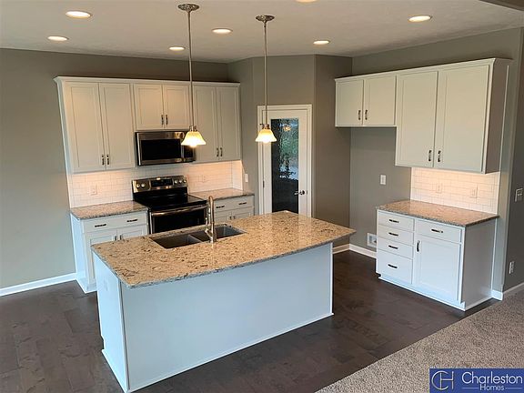 5th image of 13059 S 49th St