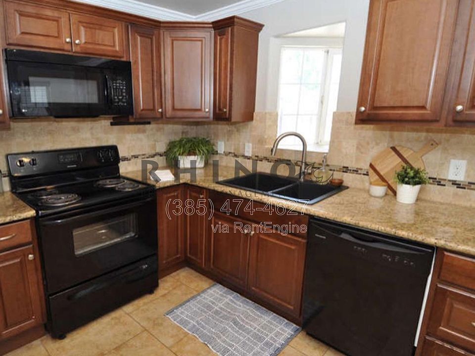 1st image of 174 E Claybourne Ave