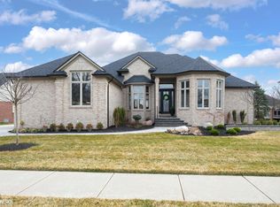 55616 Caesars Dr, Shelby Township, MI