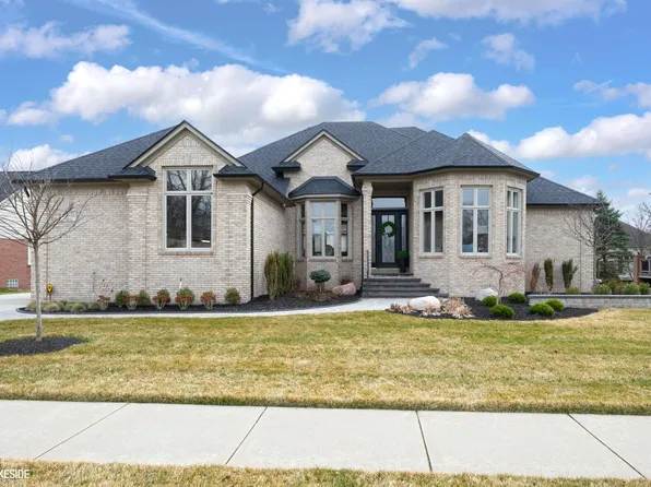 55616 Caesars Dr, Shelby Township, MI 48315