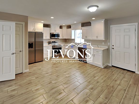 4th image of 1912 W Mead Ave #1