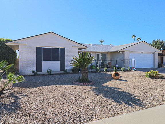 3rd image of 10019 W Pineaire Dr
