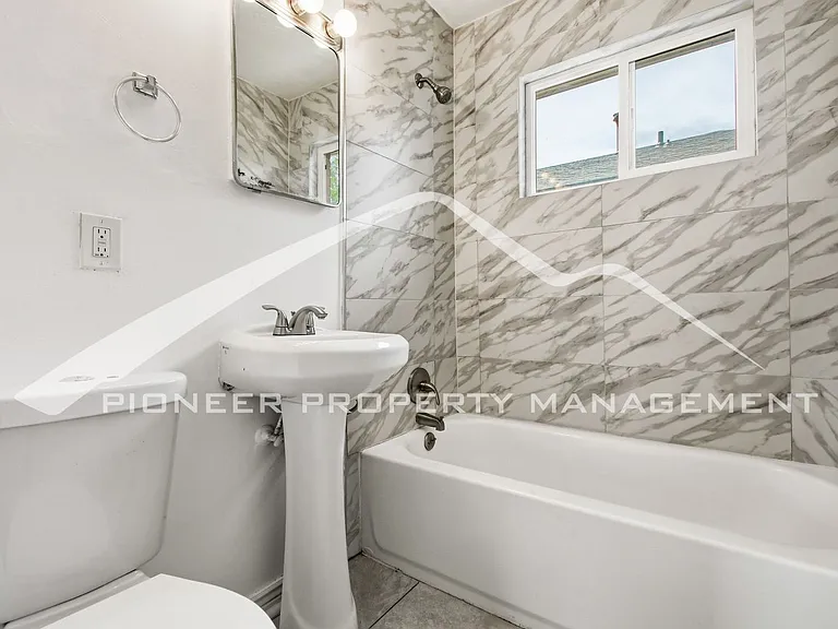 1416 Ironton St — Photo 12