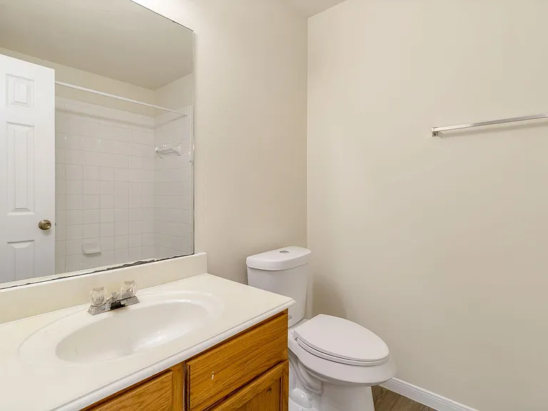 7622 Jonathon Ct — Photo 11