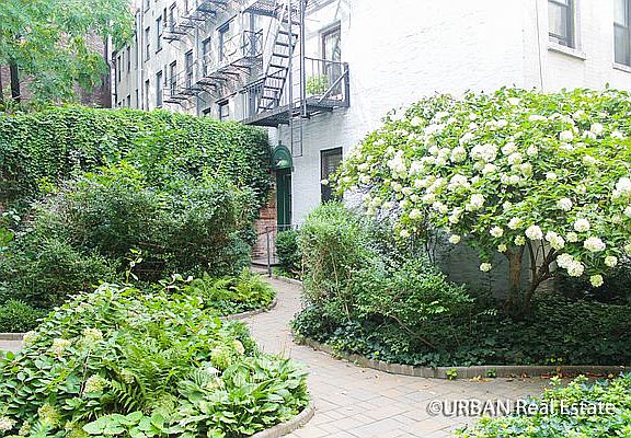 2nd image of 139 Avenue A #2H