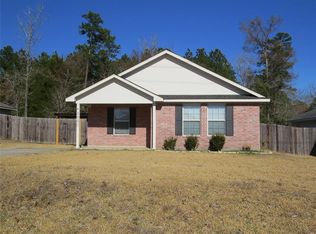 8840 E Buffalo Cir, Willis, TX 77378