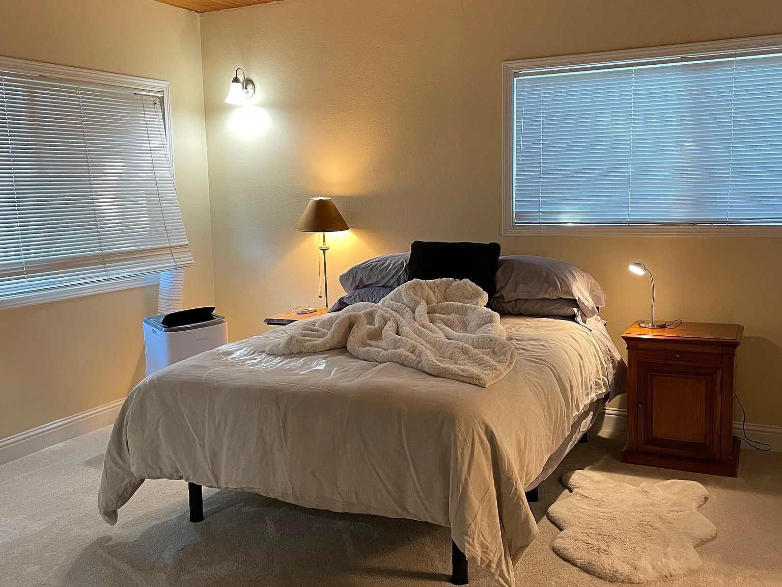 3 bed, 1200 sqft, $2,900 — Photo 2
