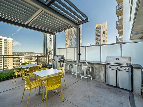 5th image of 222 West Ave Unit 1307