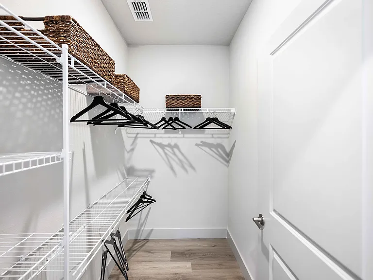 Dunson Grove Apartments — Photo 30