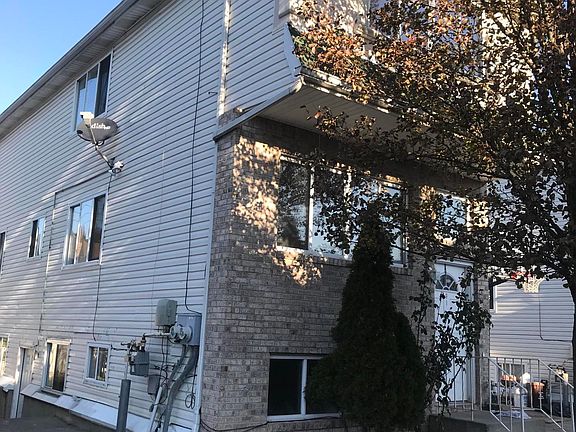 2nd image of 31 Mitchel Ln