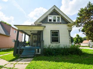 5277 N 38th St, Milwaukee, WI 53209