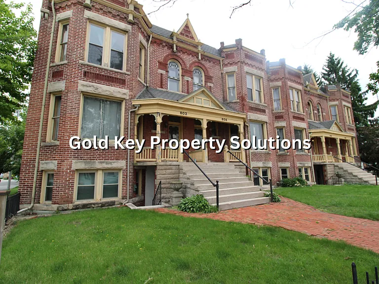 602-610 Meridian — Photo 3