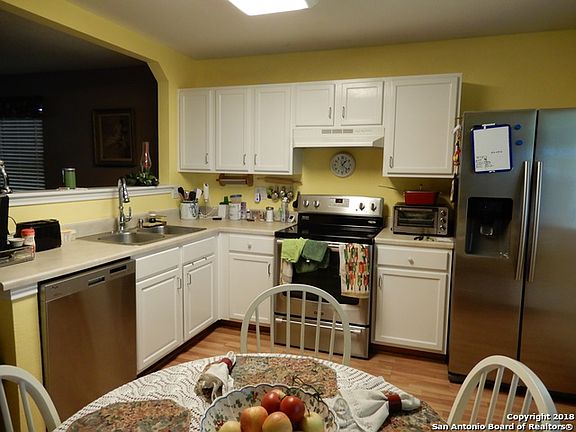 5th image of 133 Katie Ct
