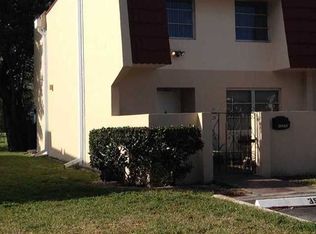 3952 Inverrary Dr #A2, Lauderhill, FL 33319