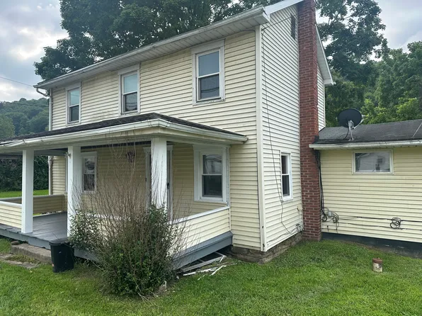 15679 Route 286 Hwy W, Clarksburg, PA 15725