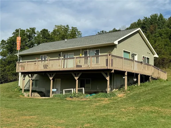 W8594 Stafford Lane, Arkansaw, WI 54721