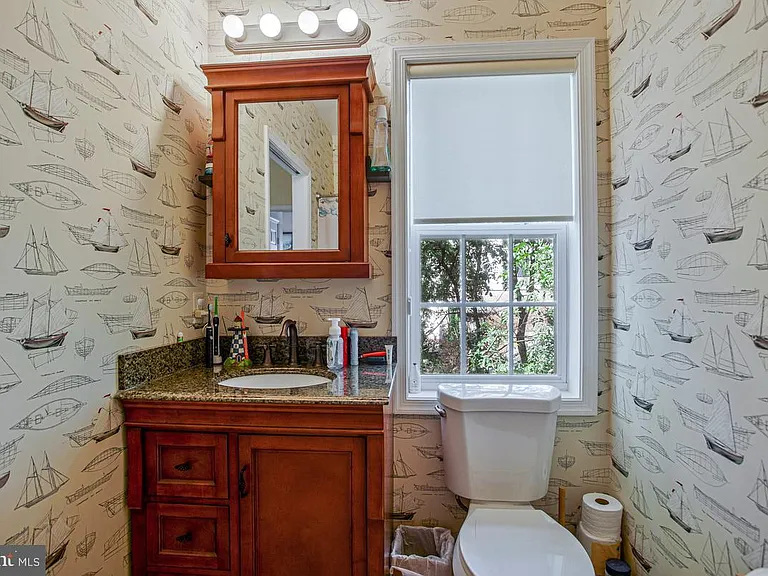 1002 Nabbs Creek Rd — Photo 16
