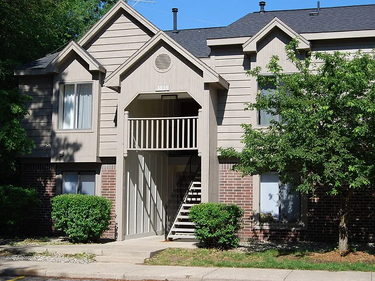 Swiss Valley Apartments — Photo 32