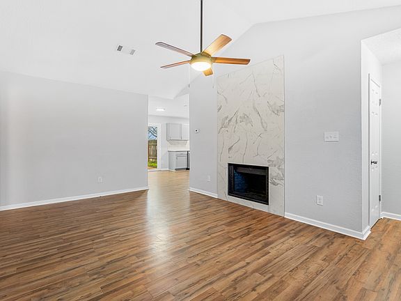 5th image of 10511 Man O War Ave APT A