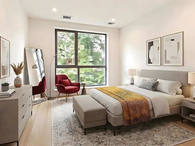 1143 Lafayette Ave #3B — Photo 4