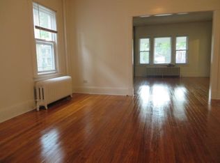 126 Dover Rd #1, West Hartford, CT 06119