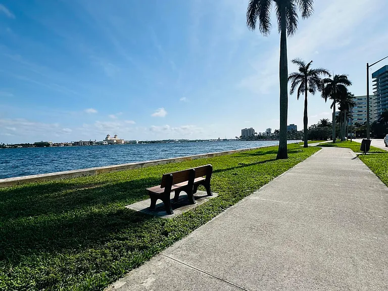 1801 N Flagler Dr #101 — Photo 26
