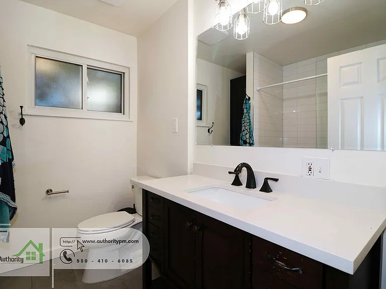 2202 Canal Dr — Photo 14