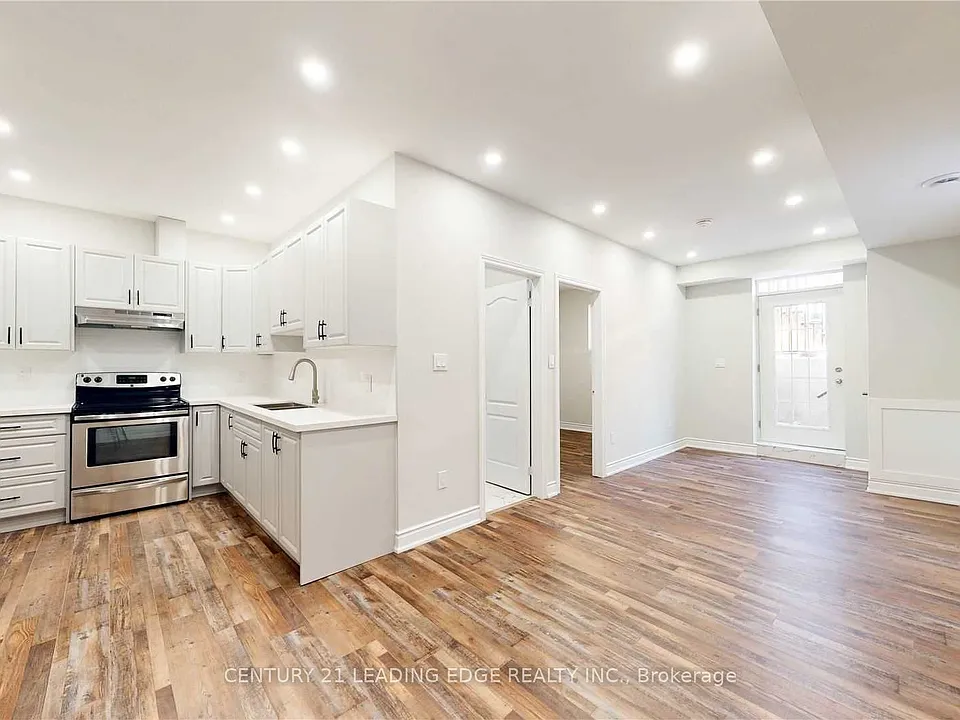 34 Twistleton St #BASEMENT