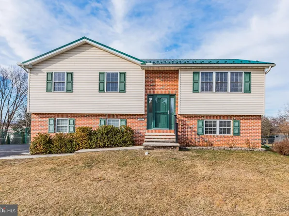 10483 Mapleton Rd, Shippensburg, PA 17257