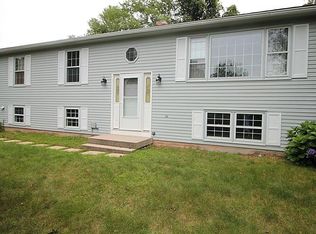 125 Colony Dr, East Longmeadow, MA 01028